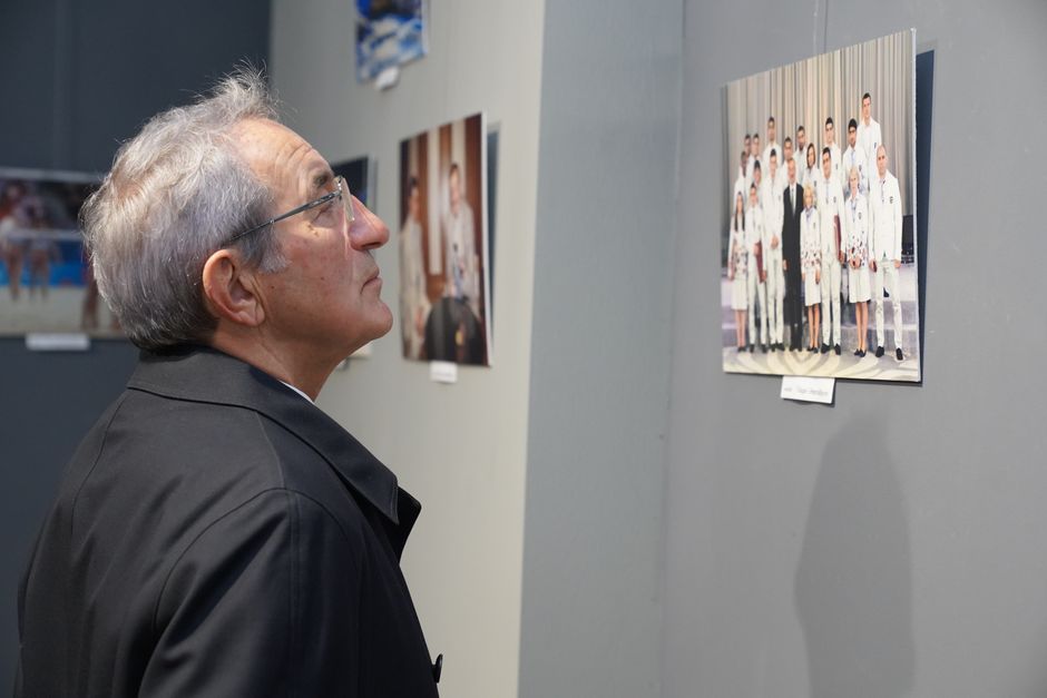 オンライン写真ギャラリーは、作品を見せる場所と納品する場所を分けて考える